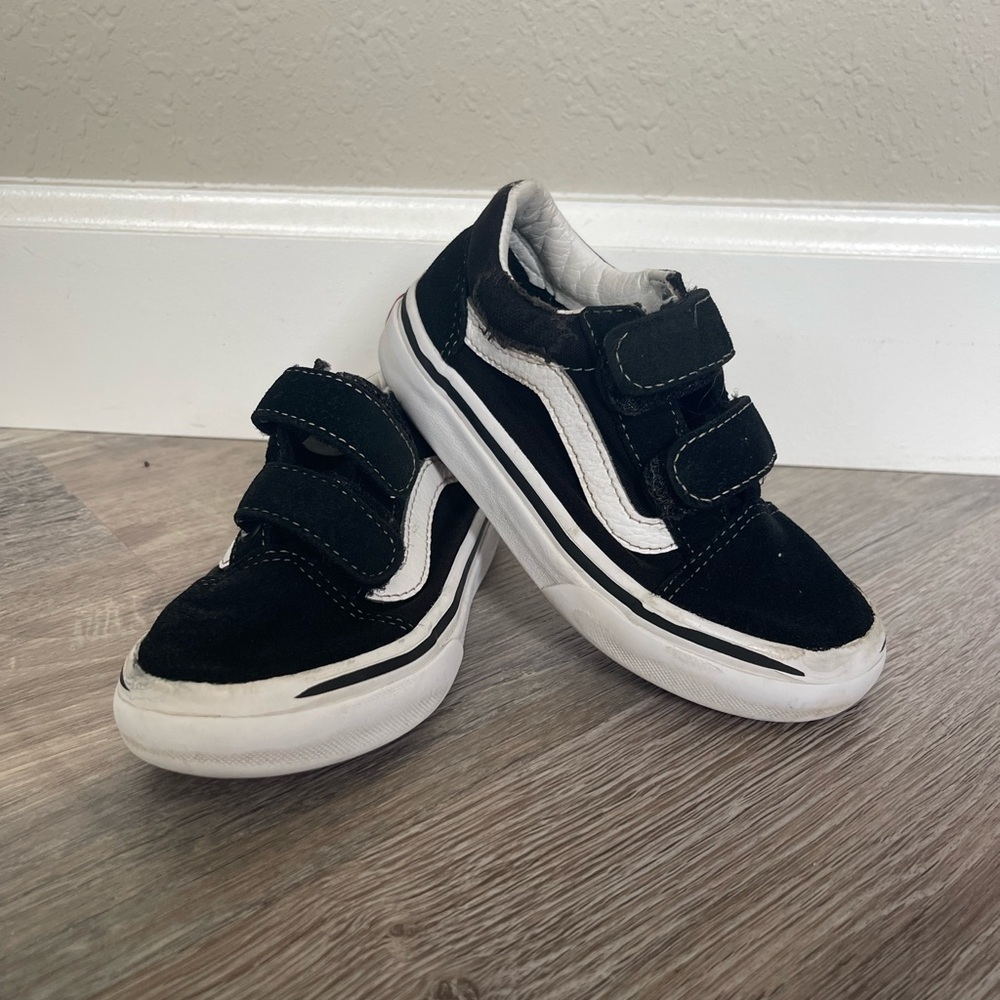 Toddle Velcro vans size 11